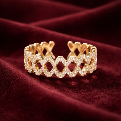 Gold Diamond Lattice Ring