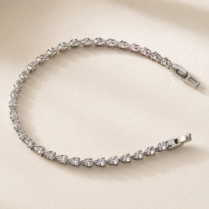 Pearl Éclat Pear Tennis Bracelet