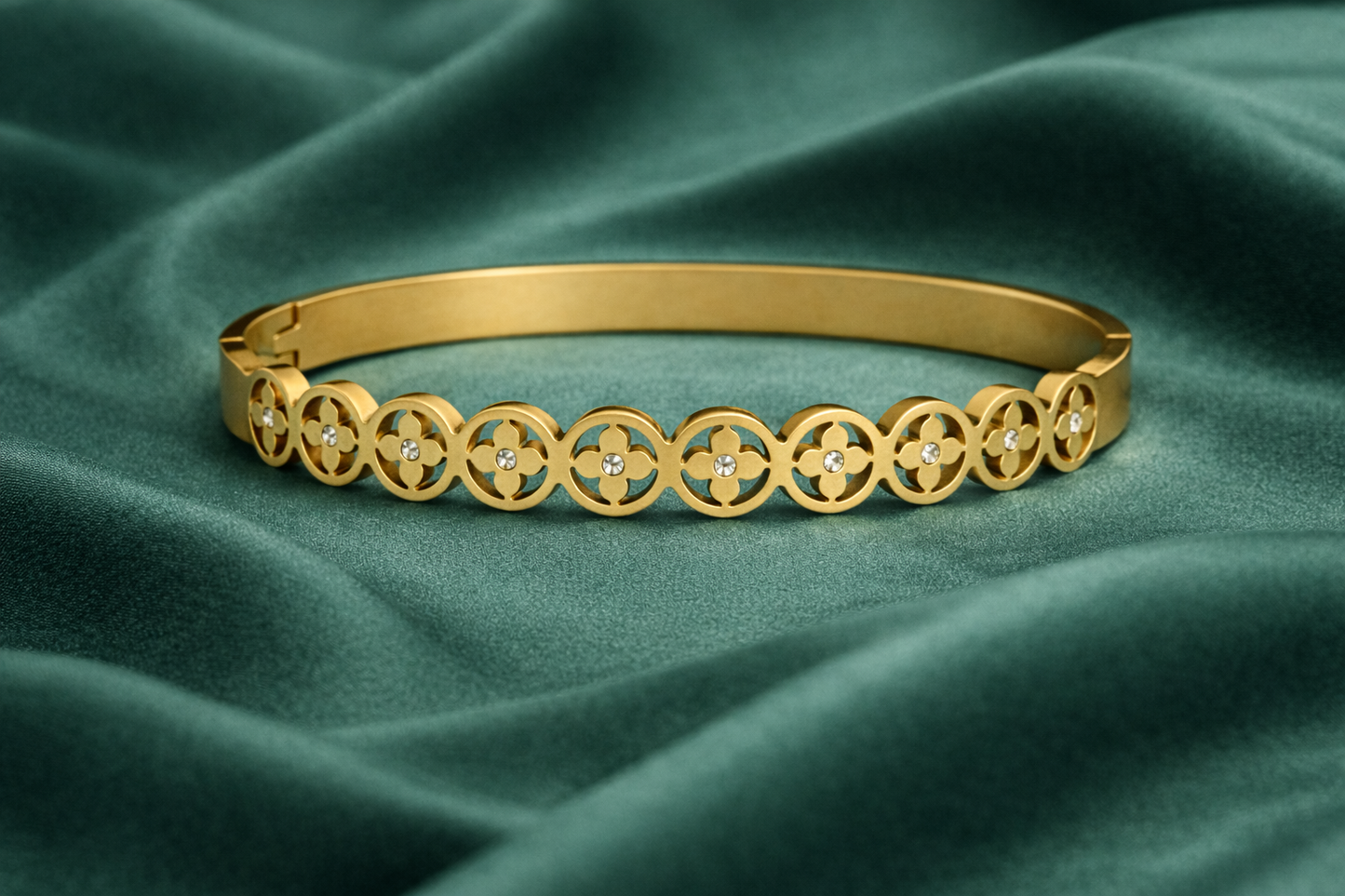 Crystal Circle Link Bracelet