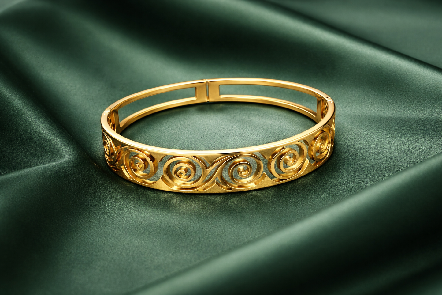 Vintage Filigree Swirl Bangle Bracelet