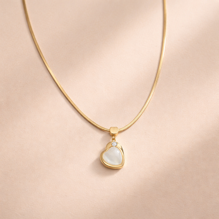 Gold Heart Pearl Pendant Necklace