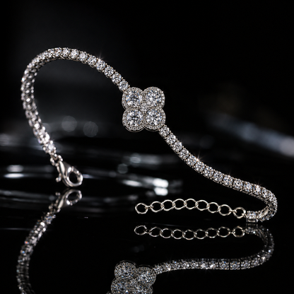 Éclat Clover Tennis Bracelet