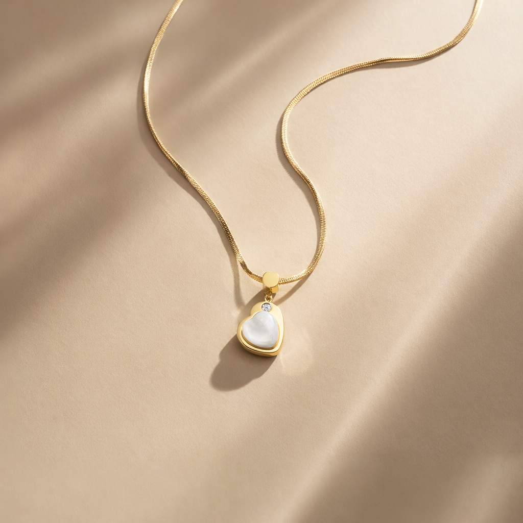 Gold Heart Pearl Pendant Necklace